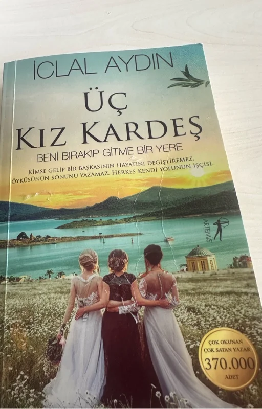 üç kız kardeş